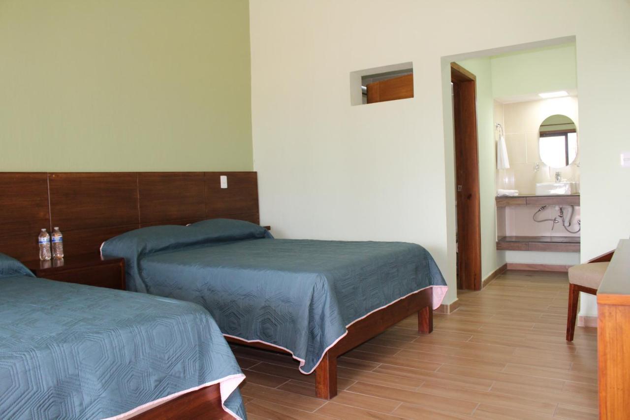 Hotel Casa Peregrina Тапалпа Екстериор снимка